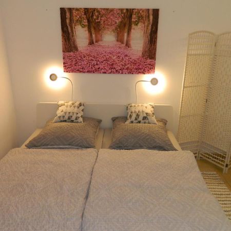 Ferienwohnung Kiko Zornheim Exteriör bild