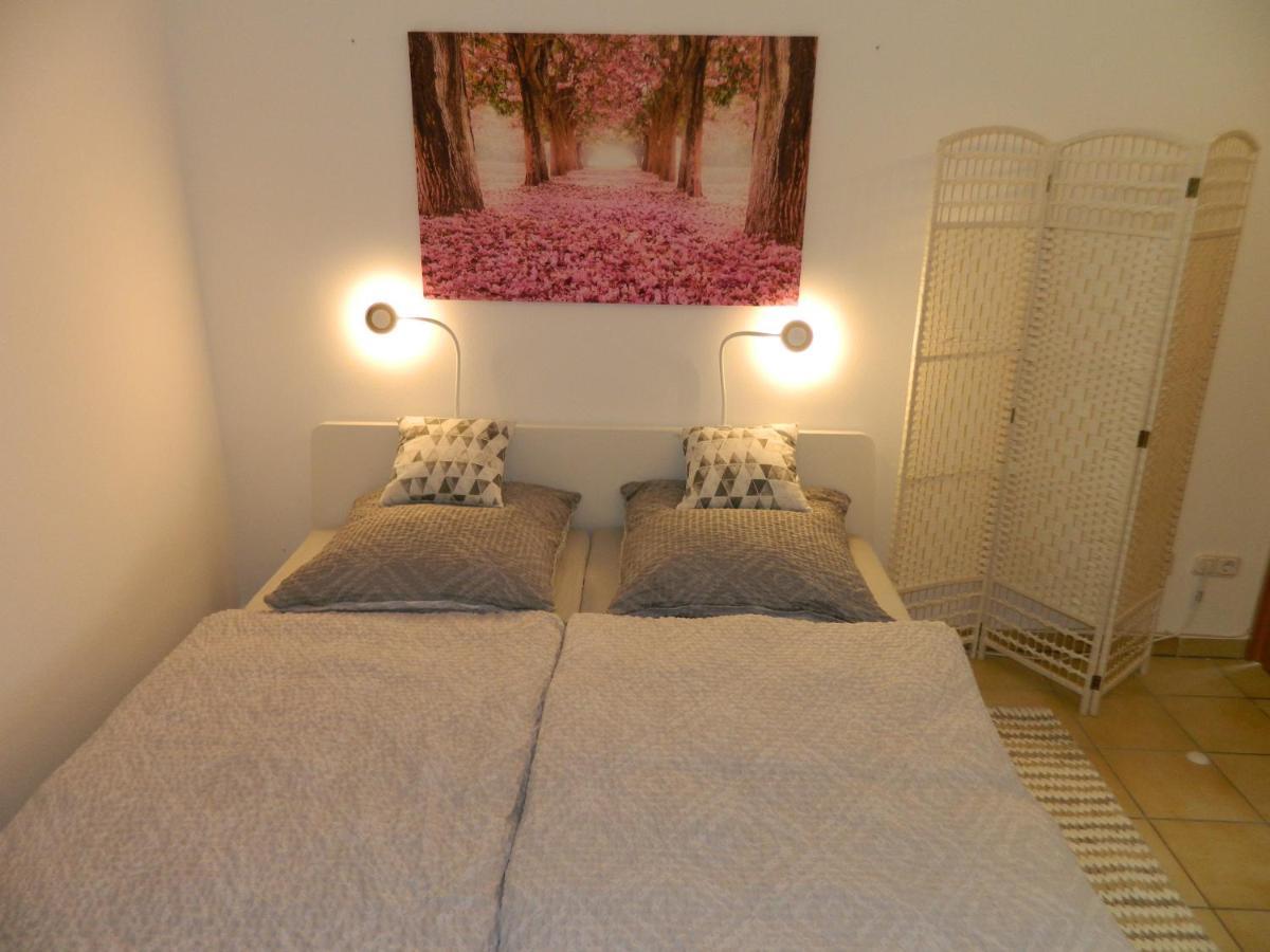 Ferienwohnung Kiko Zornheim Exteriör bild